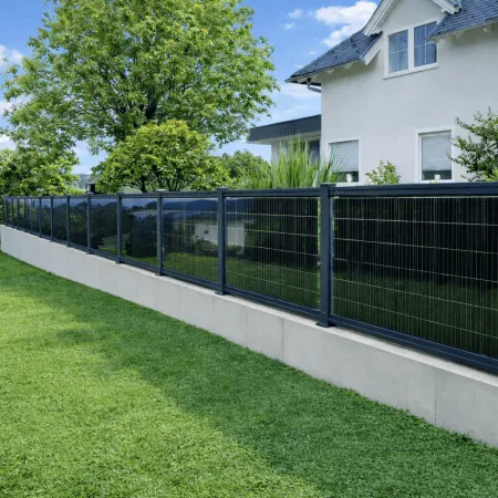 Die PV-Anlage der Packari.gmbh auf dem Flachdach