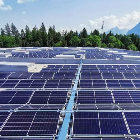 Erneuerbare_Energie_Packari_PV_Anlage_Photovoltaik_Sonnenenergie