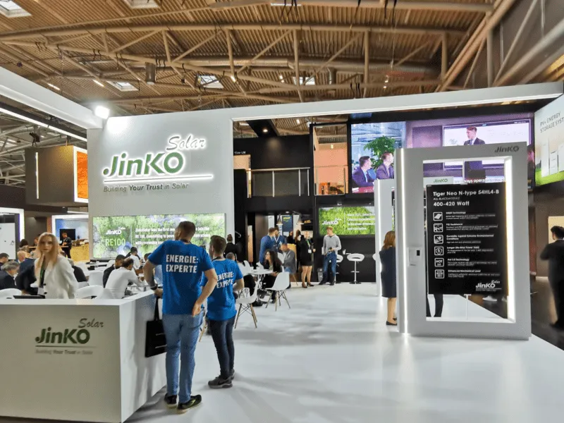 Connecting Solar Business