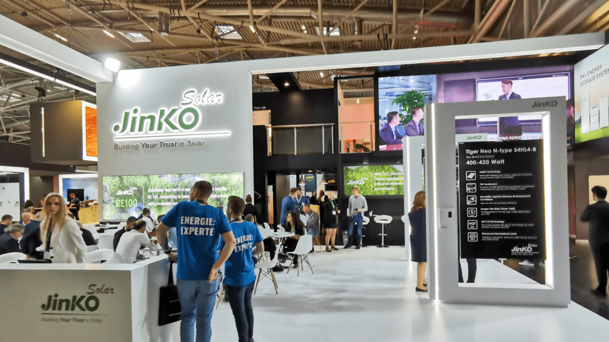 Connecting Solar Business