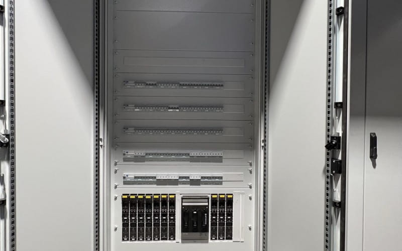 laserschnittcenter_kundl__verteilerumbau_1.jpeg
