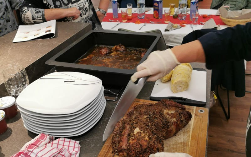 Braten mit Knödel